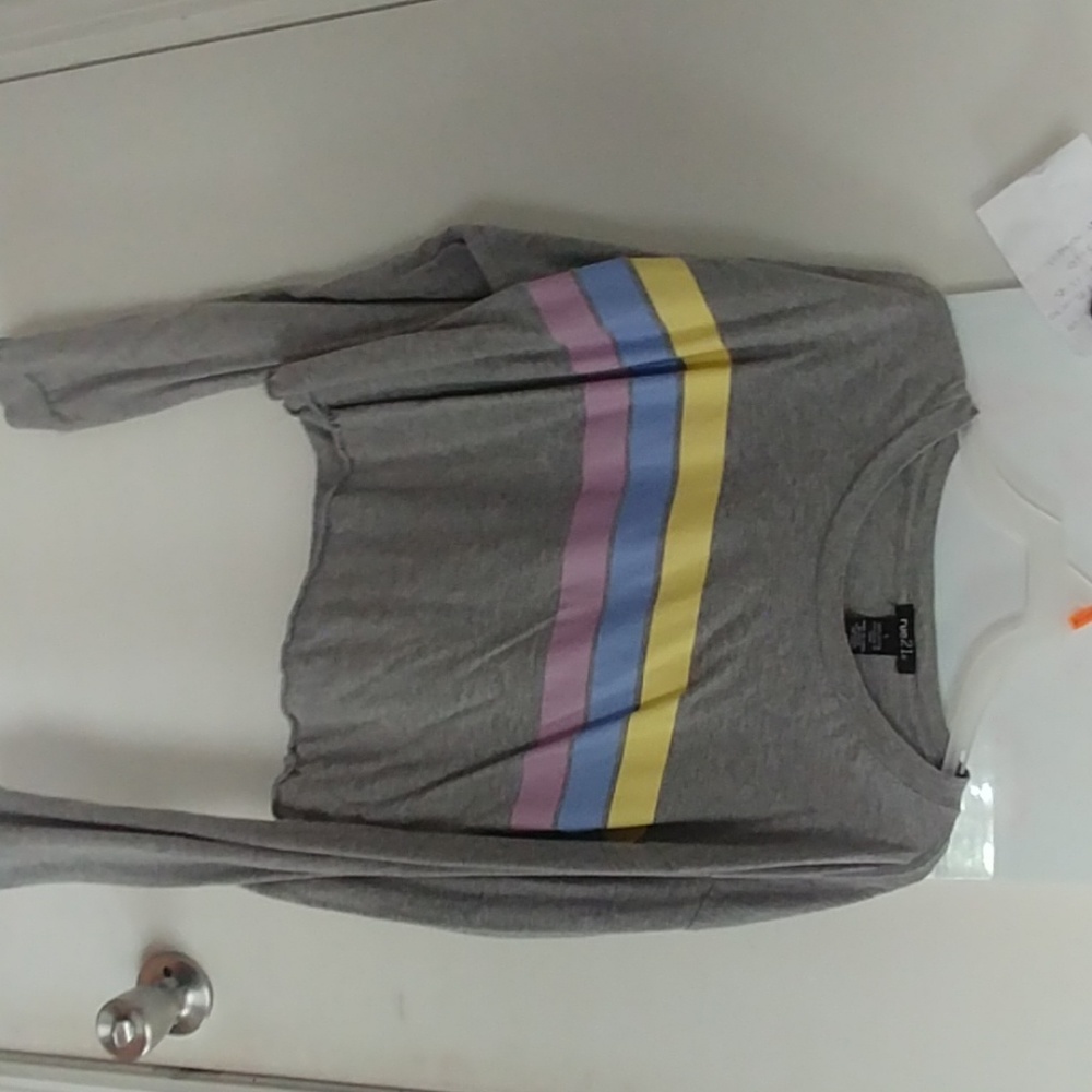 Cropped long sleeve shirt from rue 21